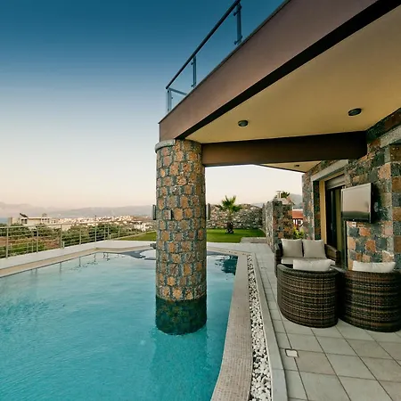 Villa St. Nicolas & Theano