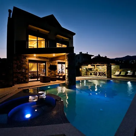 Villa St. Nicolas & Theano